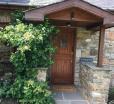 Ty Carreg Fach Staycation Cottage Cardiff