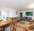 Lovely 2 Bedroom Flat In Chelsea, Sleeps 4