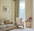 Classic 2 Bedroom Edinburgh Flat