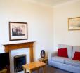 Bright 2 Bedroom Home In Edinburgh