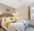 Stylish Cottage - Parking - Garden - Sleeps 6