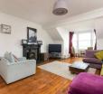 Traditional 4 Bedroom Flat In The Heart Of Edinburgh