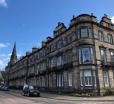 Central West End Victorian Apartment With Garden