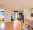 Homely 2-bed Flat In Little Venice, West London