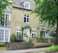 Hare House, Chipping Norton