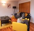 Modern Luxury 2 Bed Apartment Reading With Parking