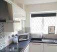 Be More Homely Presents - Jua - A Style 1 Bed Flat Birmingham Wking Bed Sleeps 4 Fast Broadband 