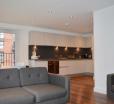 Modern 2 Bed Apartment By Manchester City Centre