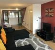 Spacious Apartment In Manchester Near The Quays, Iwm North