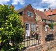 Grade Ii Listed Cottage South Of York