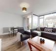 Amazing 3 Bedroom Flat - 4mins To Tube Station