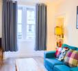 Bright & Cosy Home Near City Centre! Sleeps 4