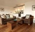 Amazing Slough Centre Apartment