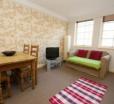 Central Bright 3 Bed Flat With Secure Parking