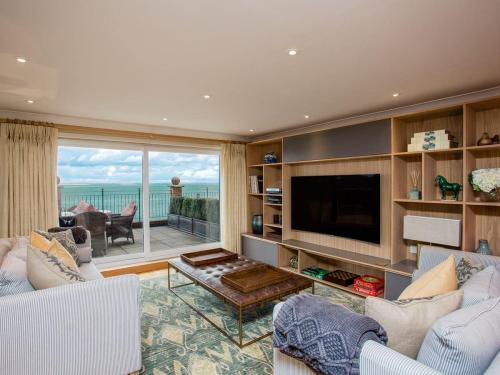 Solent View Apartment, , 