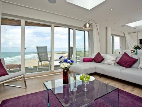 Penthouse At Fistral, Crantock, 