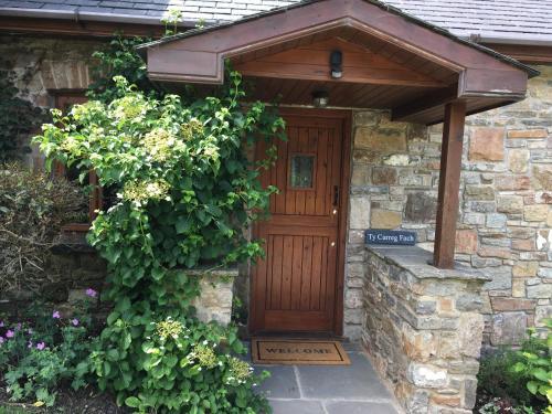 Ty Carreg Fach Staycation Cottage Cardiff, Caerphilly, 