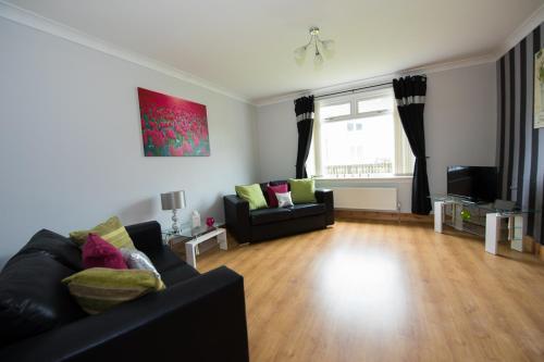 Premier - Houldsworth Apartment, Wishaw, 