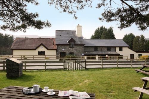 Vulcan Lodge Cottages, Rhayader, 