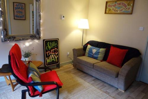 Stockbridge Flat With Garden Sleeps 2-4, Edinburgh, 