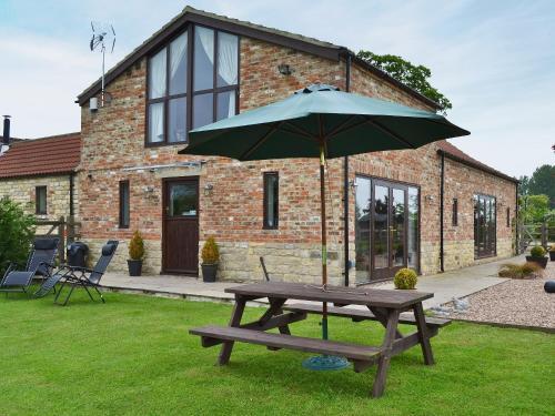 Tockwith Lodge Barn, Walshford, 