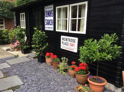 Stourbank Cottage, Nayland, 