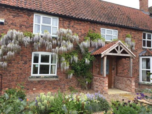 Goltho House Bed & Breakfast, Wragby, 