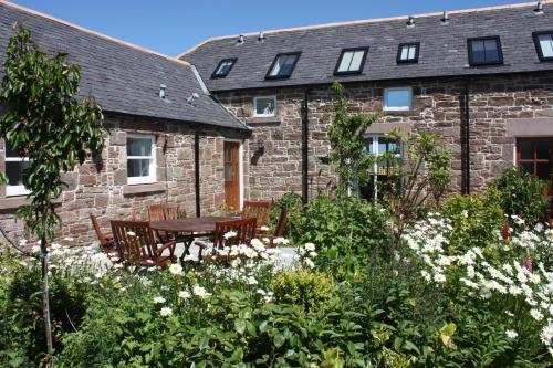 Anniston Farm Cottages, Fettercairn, 