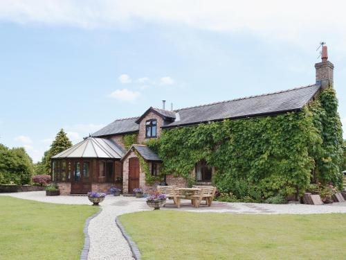 Coach House, Llanymynech, 