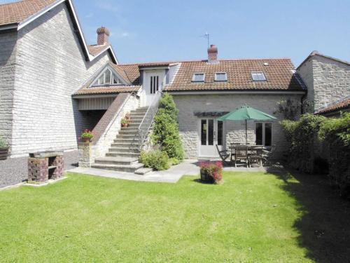 Brook Cottage, Glastonbury, 