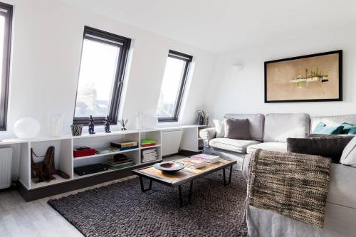 Stylish Fulham 2bed Loft Flat, 5 Min From Tube, Fulham, 