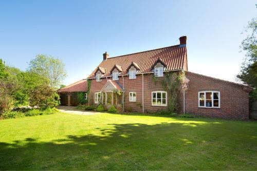 Wyvern Farm, Barnham Broom, 