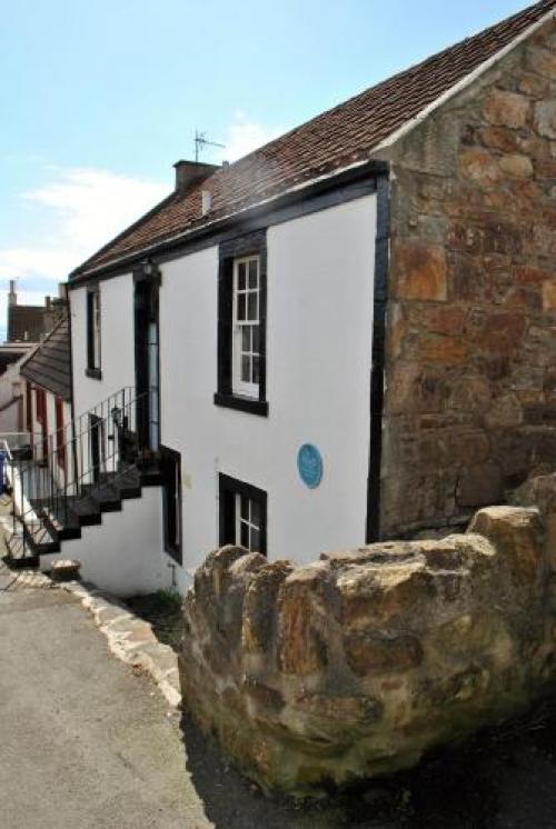 Tillielicket- Traditional Coastal Cottage, Pittenweem, 