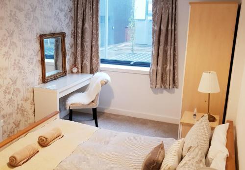 Stunning 2 Bedroom Flat, Manchester, 