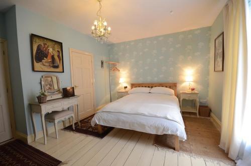 Max & Caroline's Guest Rooms, Narberth, 