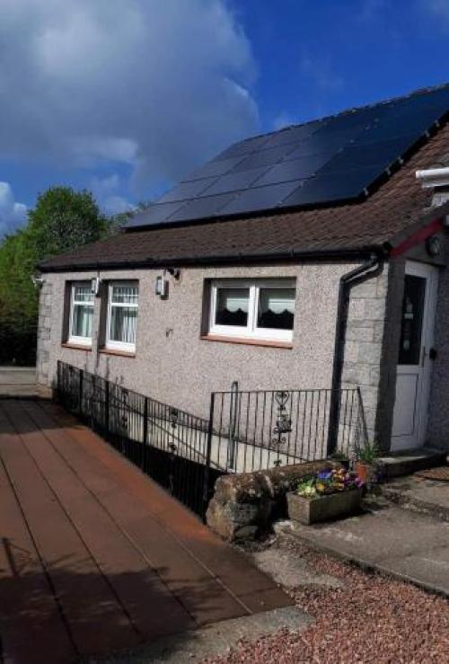 The Old Smiddy Cottage And Apartment, Dumbarton, 