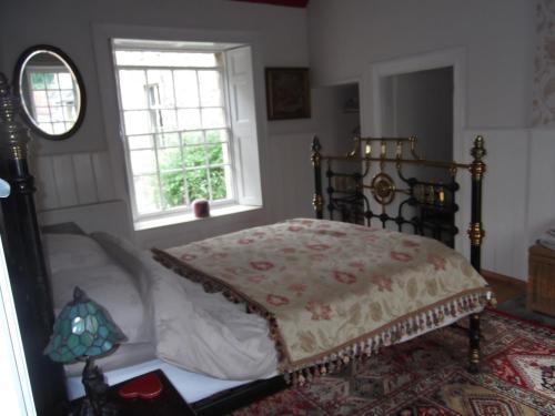 Manor House Annex - Sleeps Up To 6 People, Shepton Mallet, 