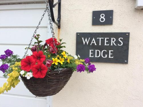 Water's Edge B&b, Highcliffe, 