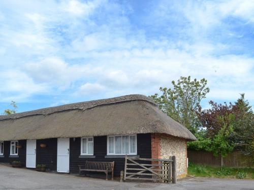 Yew Tree Cottage, Cheriton, 