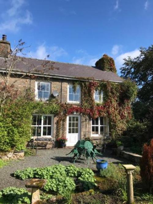 Pen Y Crug Cottage, Llangammarch Wells, 