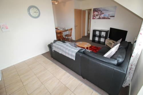 Two Bedroom Apartment Near Village In Cardiff, Cardiff, 