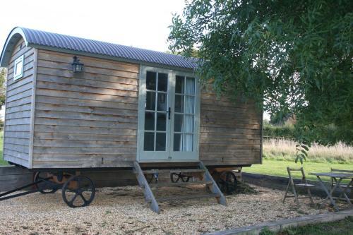 The Shepherd's Hut At Green Gables Farm, Middle Wallop, 