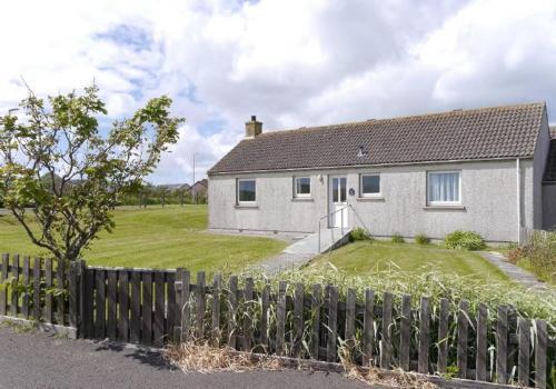 Orkney Self Catering Holiday - Greenfield, St Marys, 