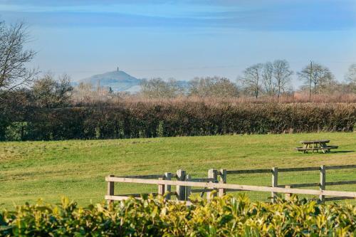 Bradley Barn Near Glastonbury, Ditcheat, 