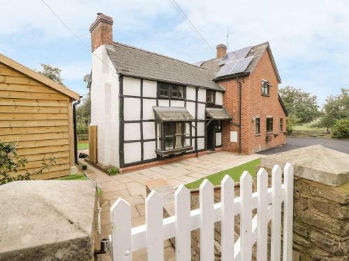 Orchard View, Leominster, Pembridge, 