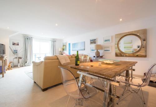Stunning Home With Breathtaking Sea Views, Penzance, 