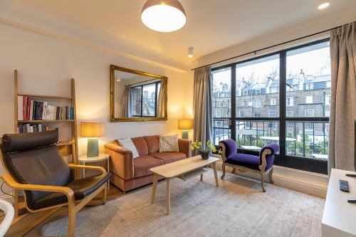 Modern 2br Flat Minutes From Kensington Gardens, Bayswater, 