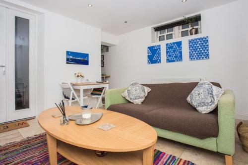 1 Bedroom Apartment In City Centre, Brighton, 