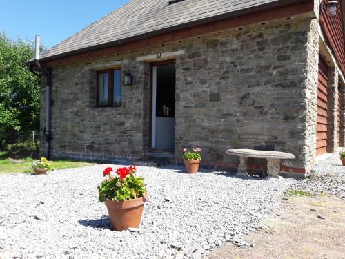 The Barn Annexe, Cefn-yr-allt, Crickadarn, 