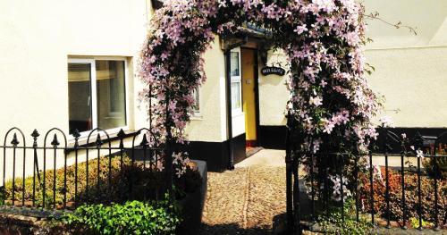 Hillside Bed And Breakfast, Crediton, 